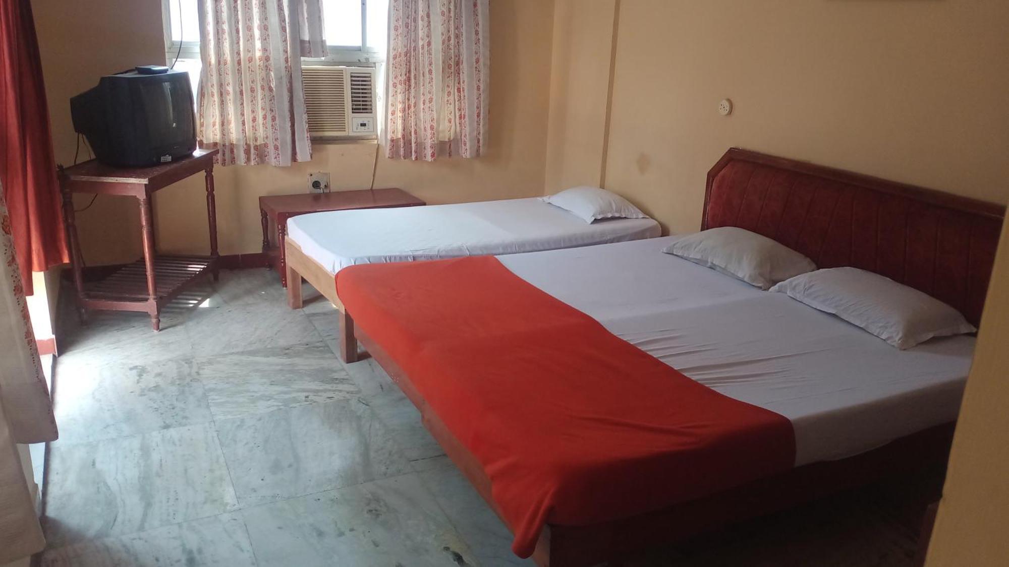 Hotel Soorya International Ποντισερί Εξωτερικό φωτογραφία