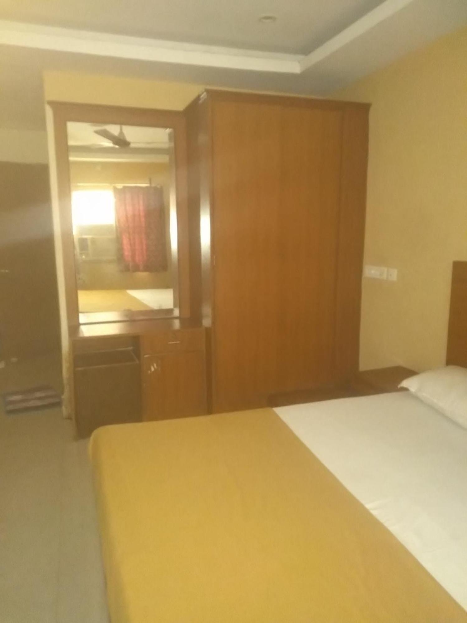 Hotel Soorya International Ποντισερί Εξωτερικό φωτογραφία